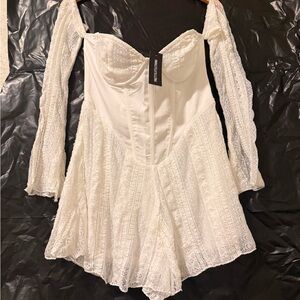 PrettyLittleThing Cream Lace Corset Long Sleeve Playsuit‎ Romper NWT US 6